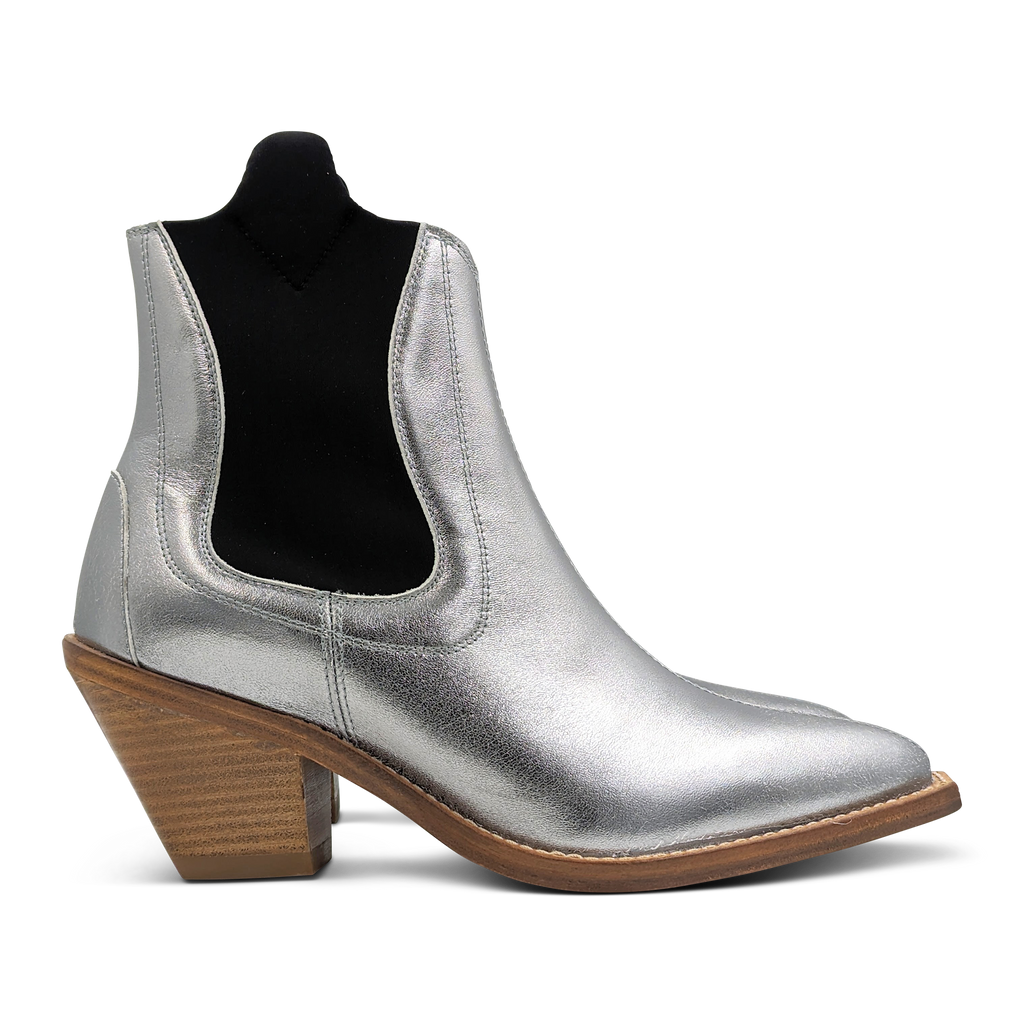 Chelsea Cowboy Boot in Silver