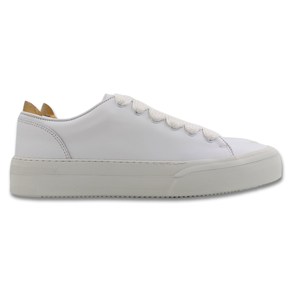 Conscious Sneaker in White