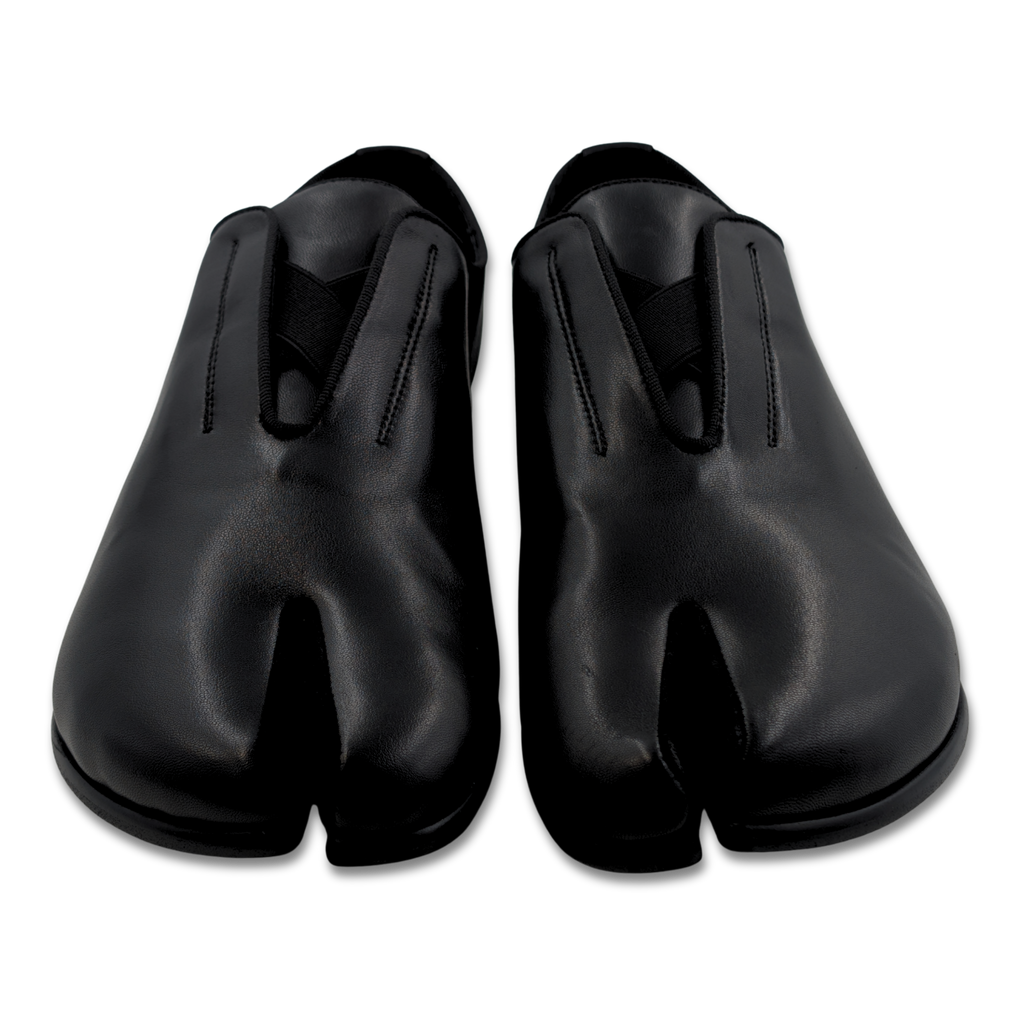 YU BE Black Leather Slip