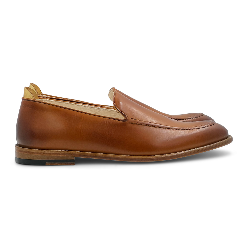 Oscar II in Tan